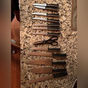 Black and Silver Kitchen Knife Set